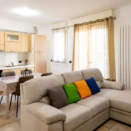 Apartment Charming Two Bedroom