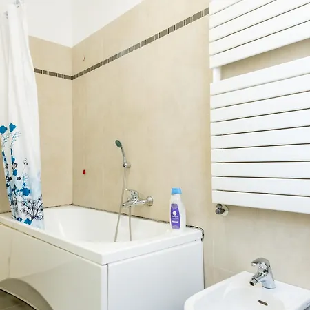 公寓 Charming Two Bedroom Private 梅斯特雷