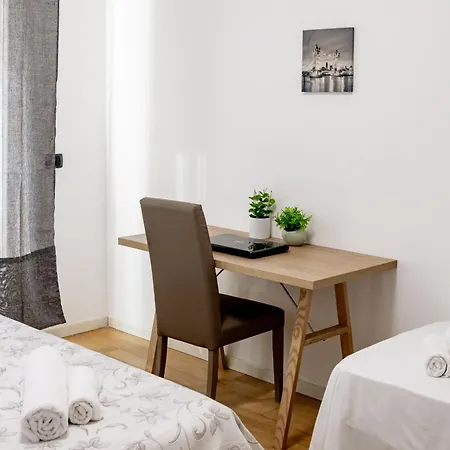 Charming Two Bedroom Private 公寓 梅斯特雷