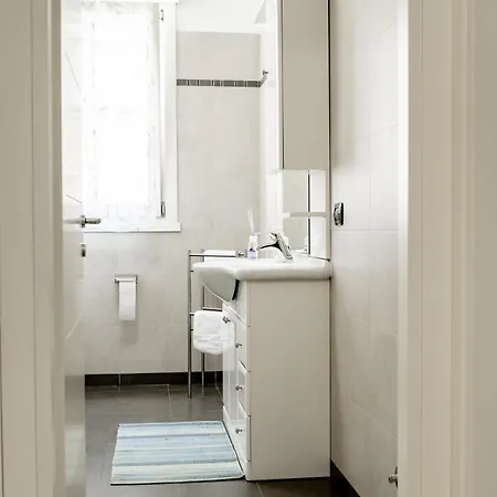 公寓 Charming Two Bedroom Private 梅斯特雷